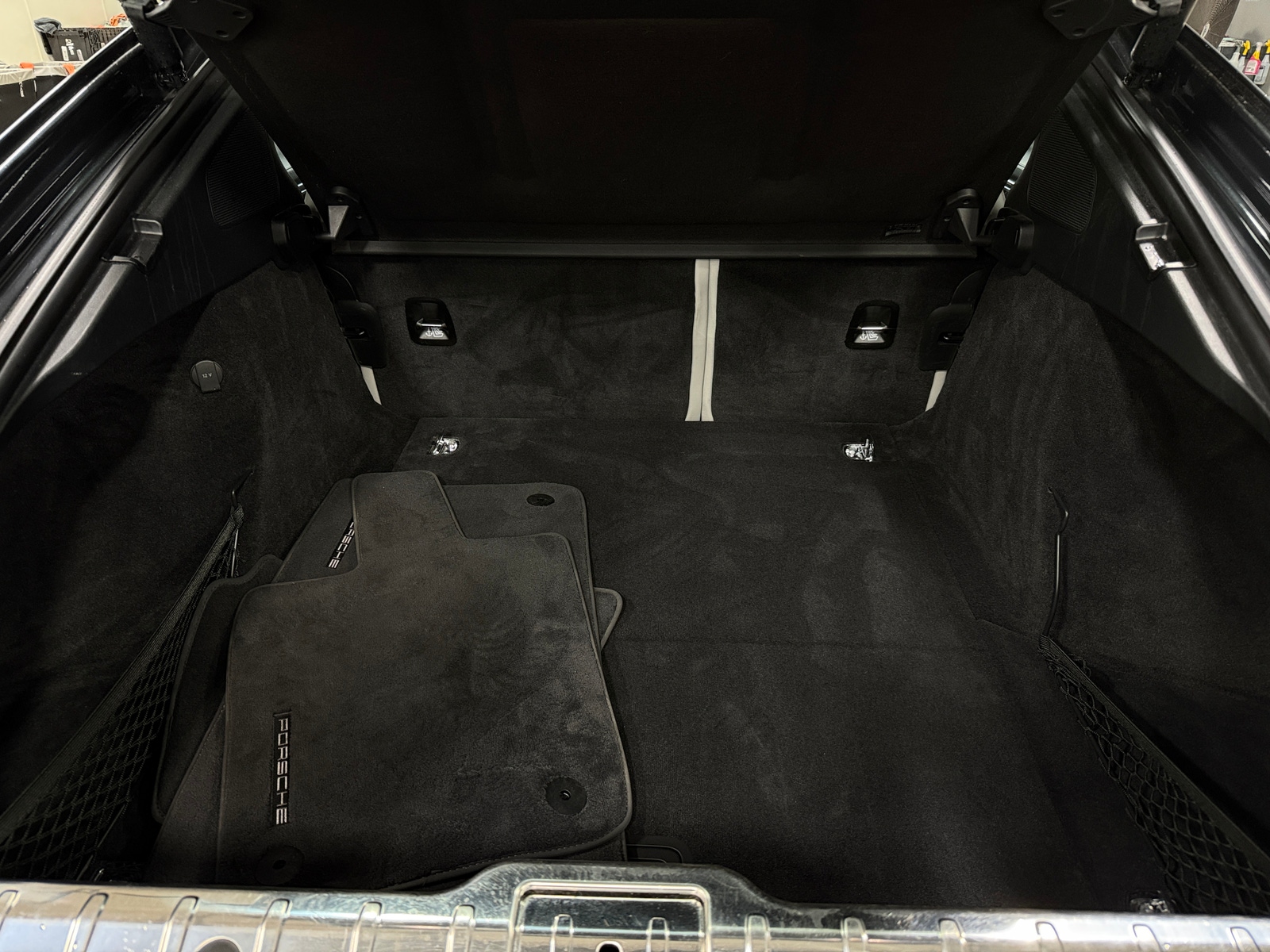 Thumbnail: 2019 Porsche Panamera - 6