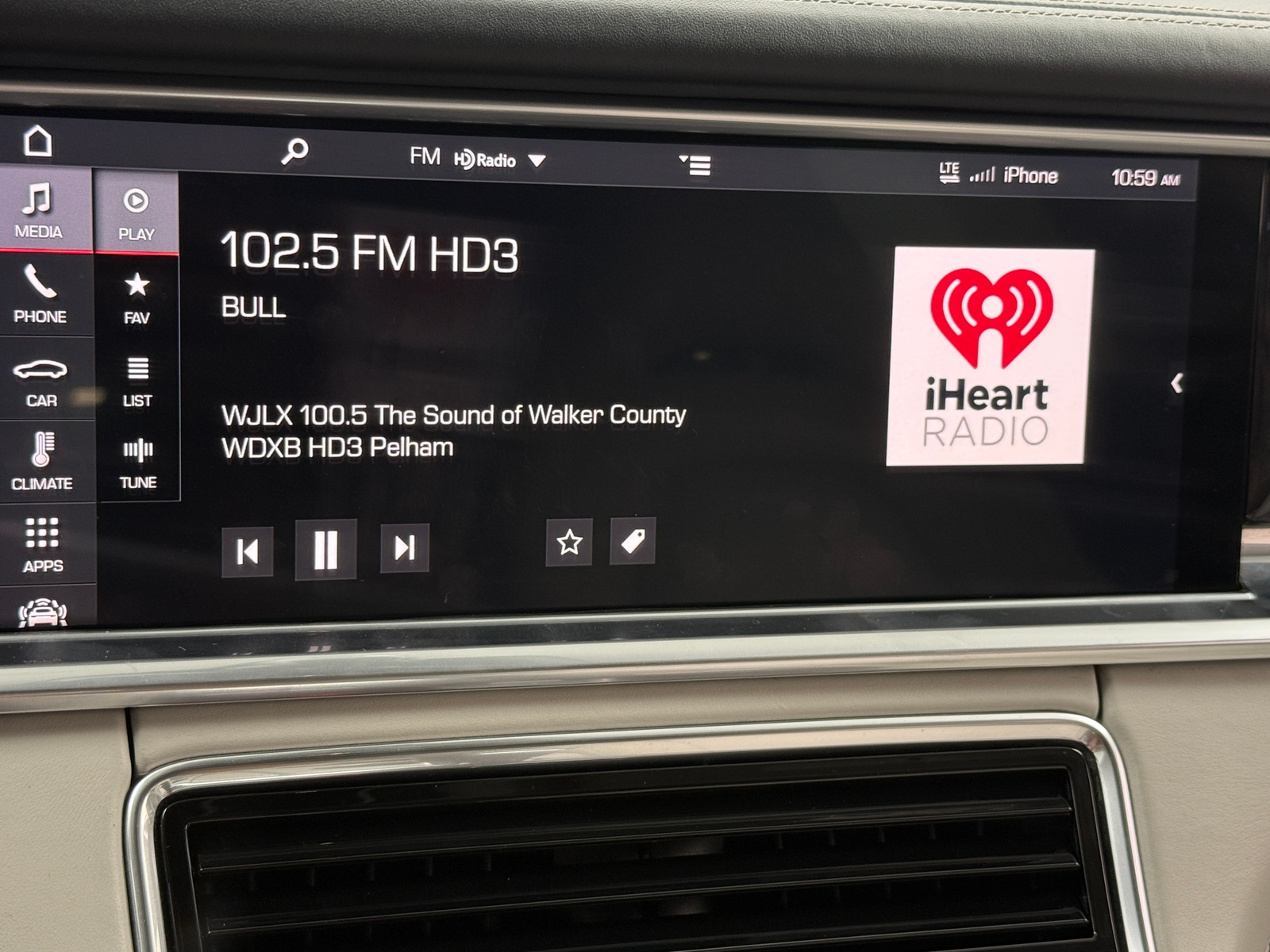 Thumbnail: 2019 Porsche Panamera - 3