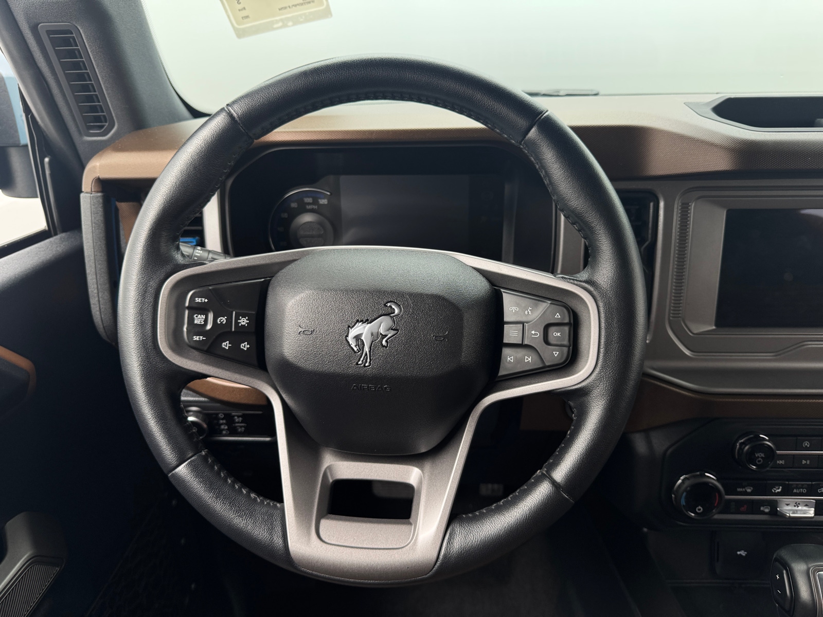 Thumbnail: 2023 Ford Bronco - 5