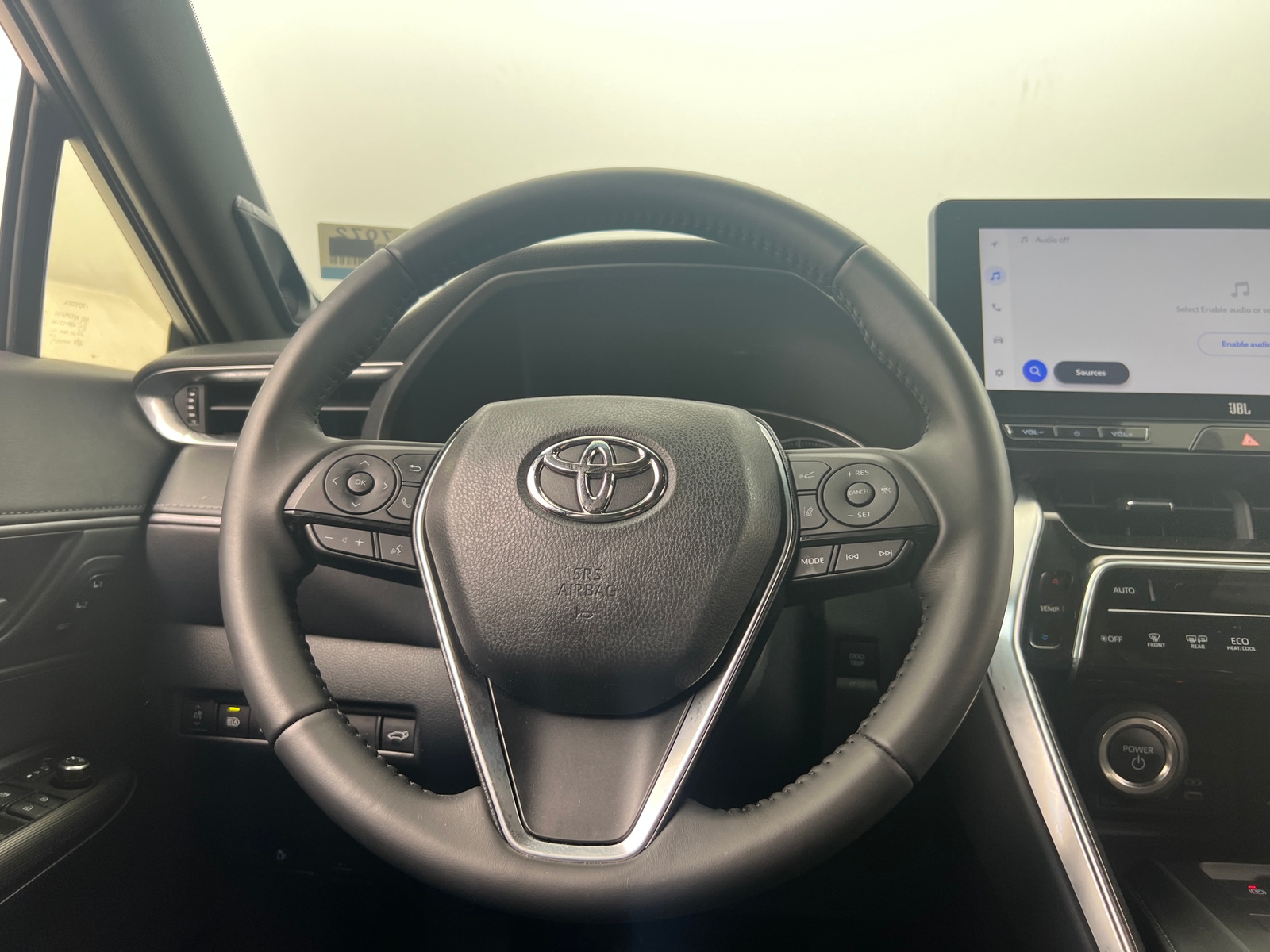 Thumbnail: 2024 Toyota Venza - 4