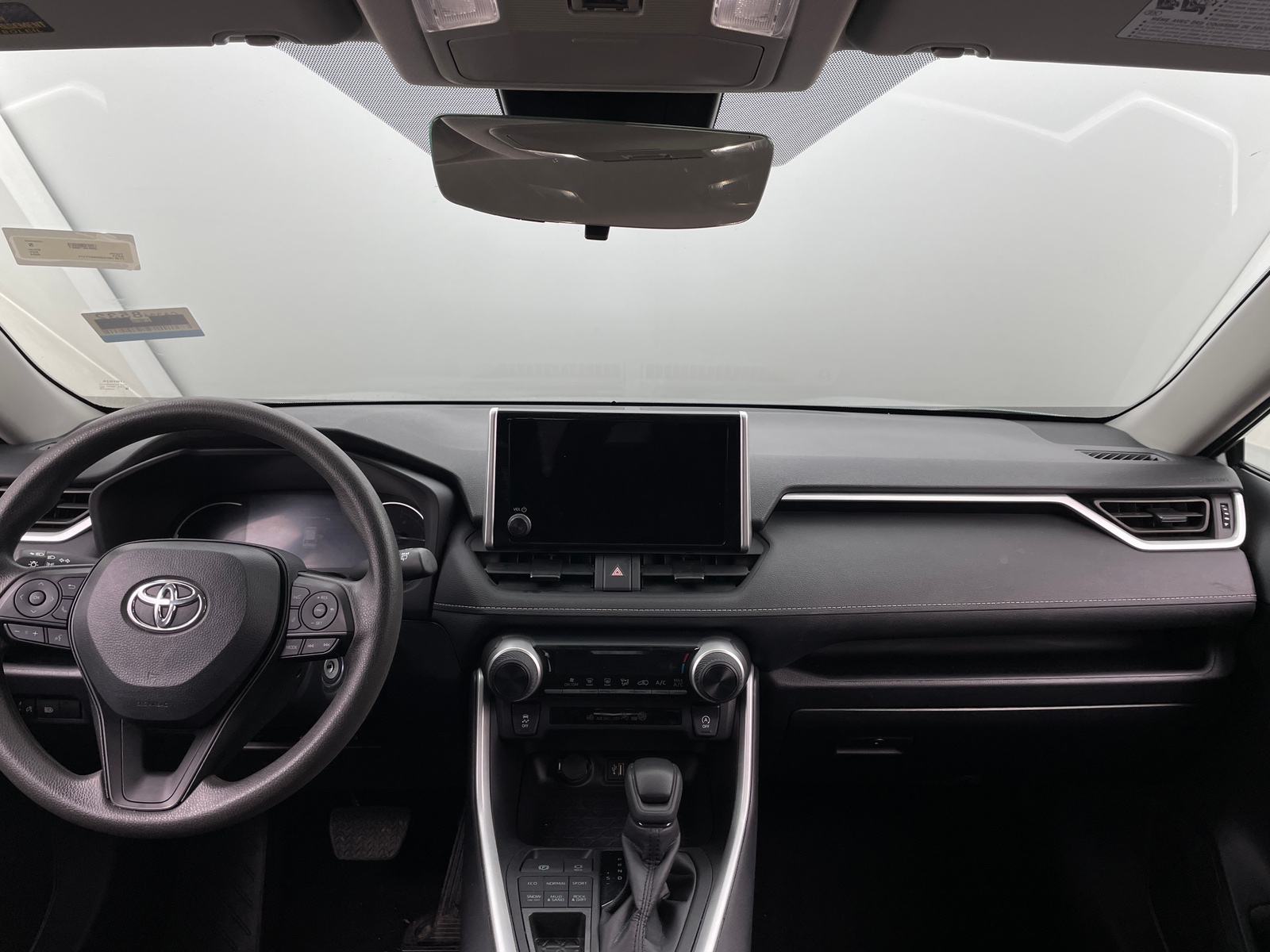 Thumbnail: 2024 Toyota RAV4 - 3