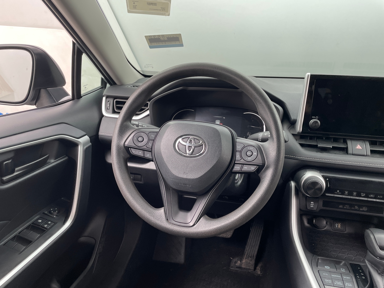 Thumbnail: 2024 Toyota RAV4 - 5