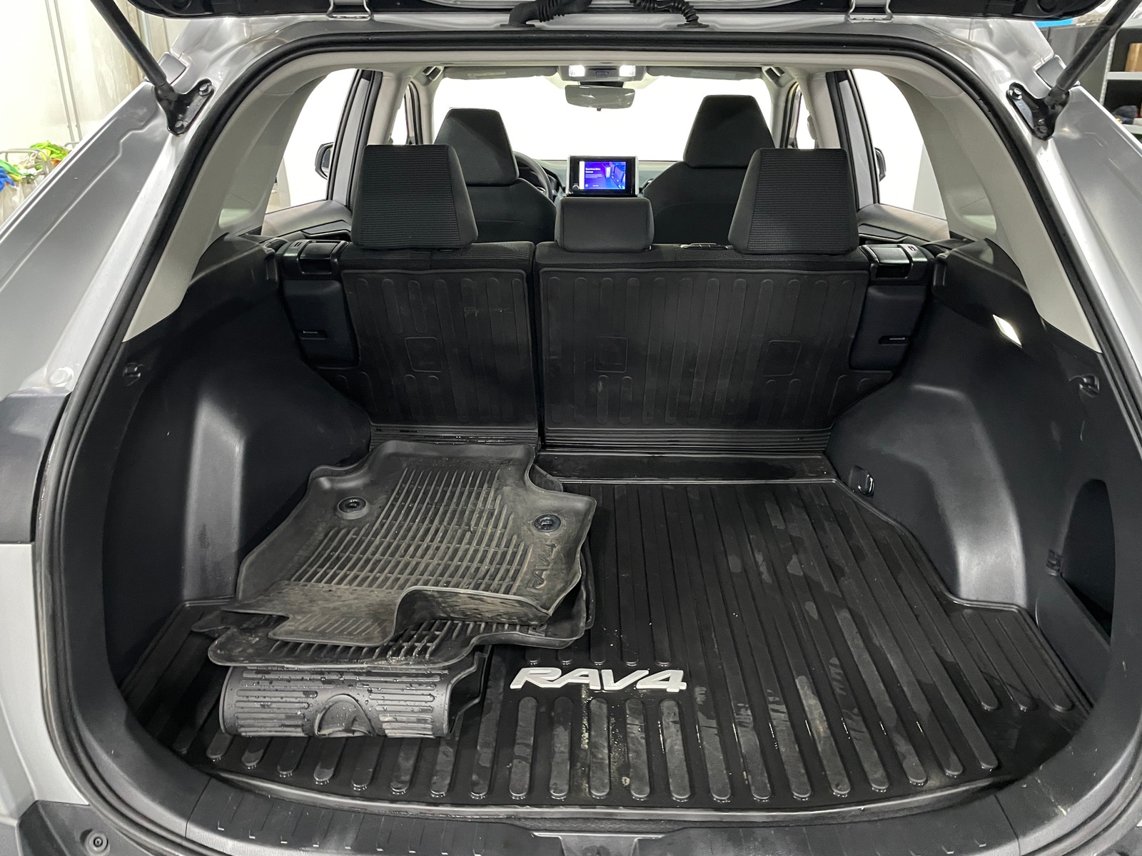 Thumbnail: 2024 Toyota RAV4 - 7