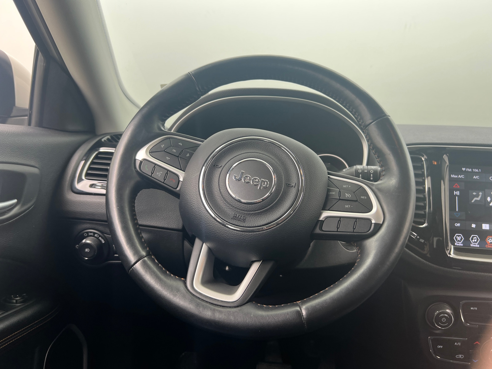 Thumbnail: 2019 Jeep Compass - 4