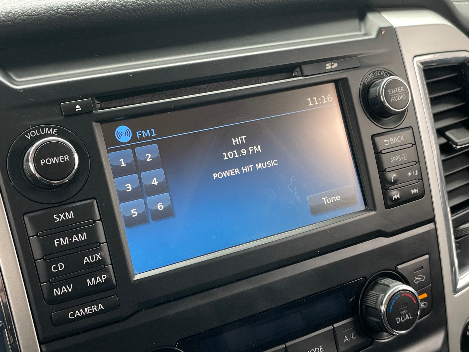 Thumbnail: 2018 Nissan Titan - 4