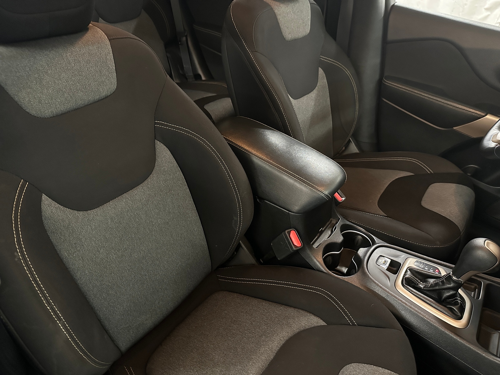 Thumbnail: 2018 Jeep Cherokee - 2