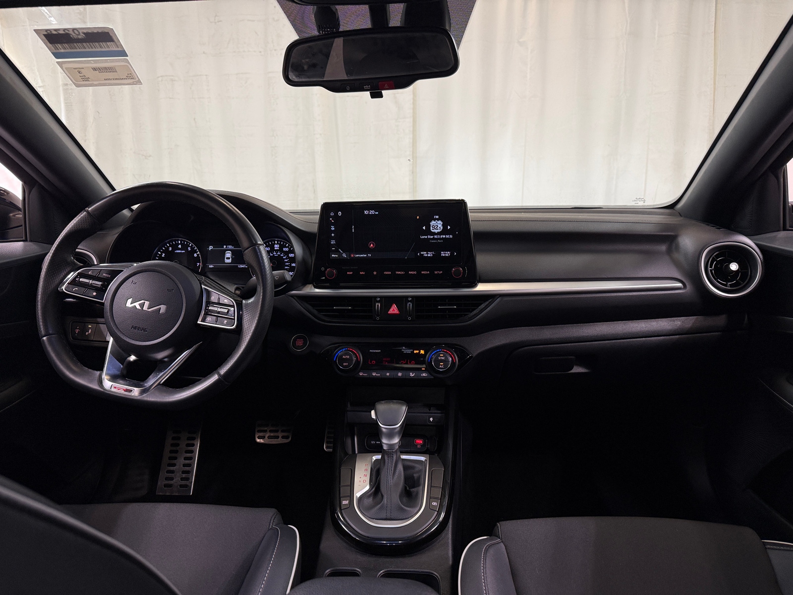 Thumbnail: 2024 Kia Forte - 3