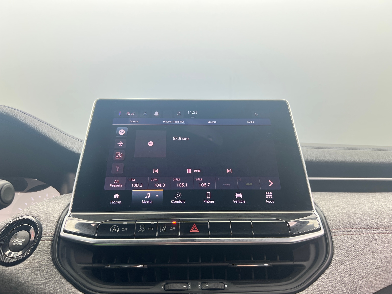 Thumbnail: 2023 Jeep Compass - 3