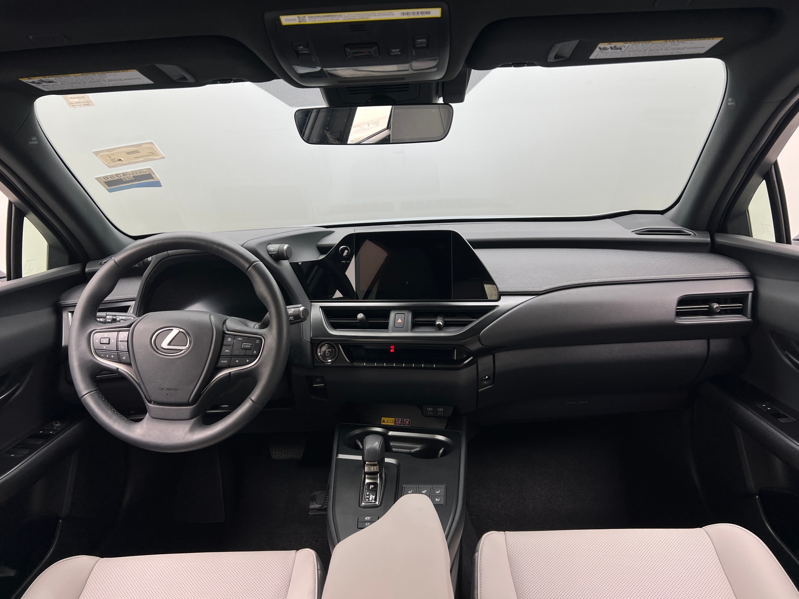 Thumbnail: 2025 Lexus UX - 2