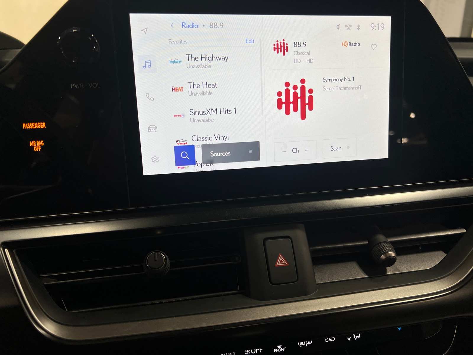 Thumbnail: 2025 Lexus UX - 3