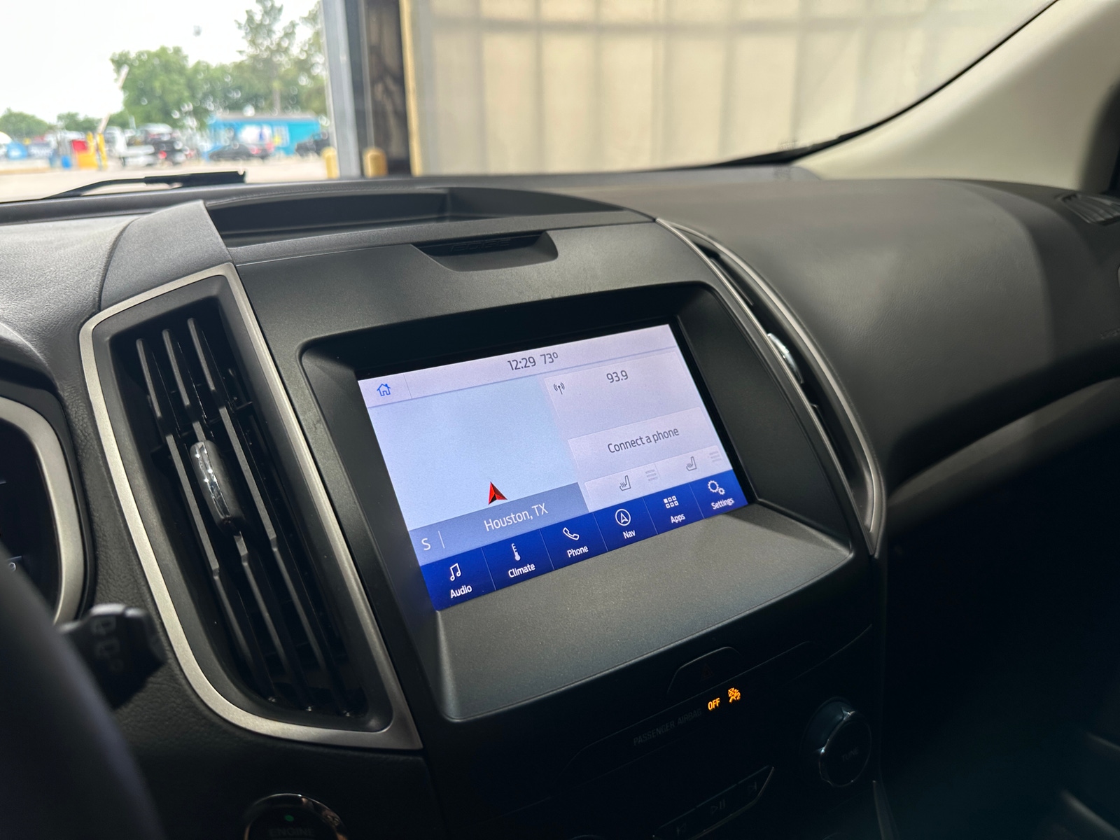 Thumbnail: 2020 Ford Edge - 3