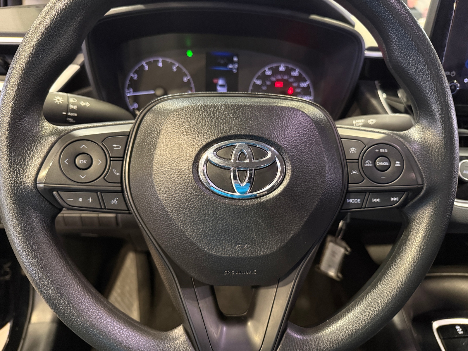 Thumbnail: 2025 Toyota Corolla - 5