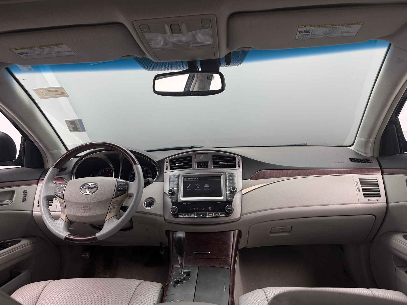 Thumbnail: 2011 Toyota Avalon - 2