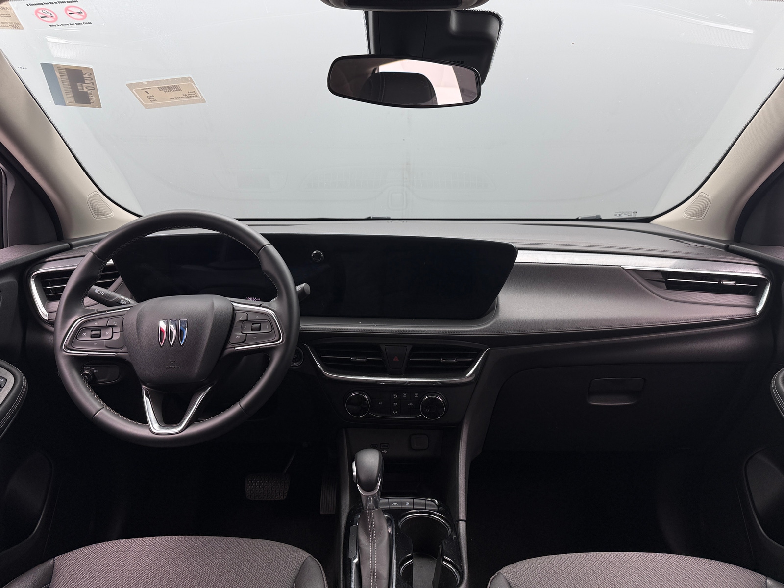 Thumbnail: 2025 Buick Encore GX - 3