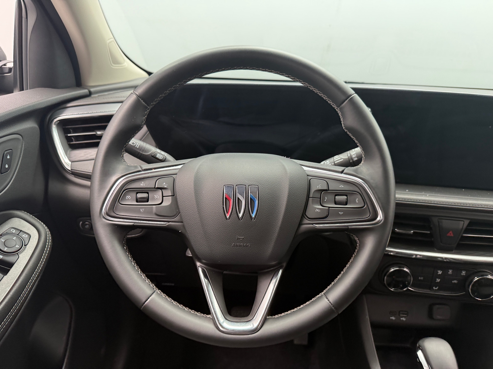 Thumbnail: 2025 Buick Encore GX - 5