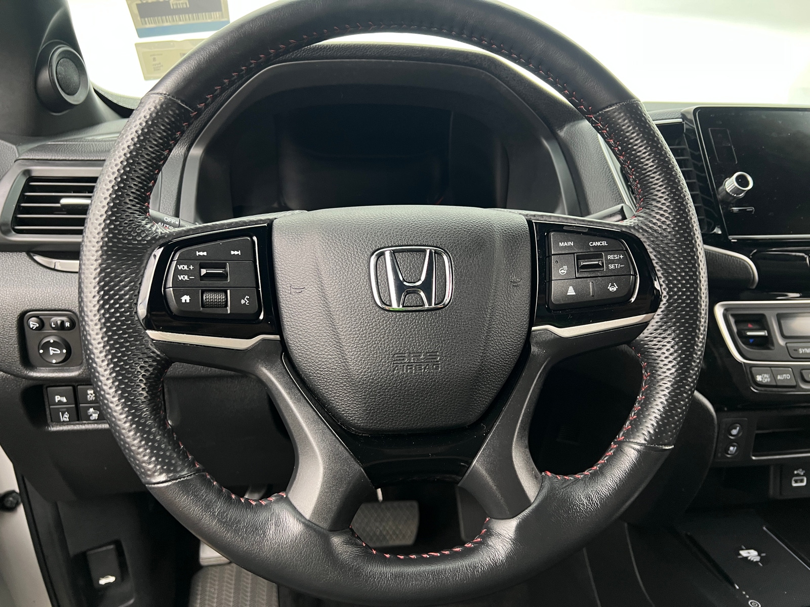 Thumbnail: 2025 Honda Ridgeline - 4