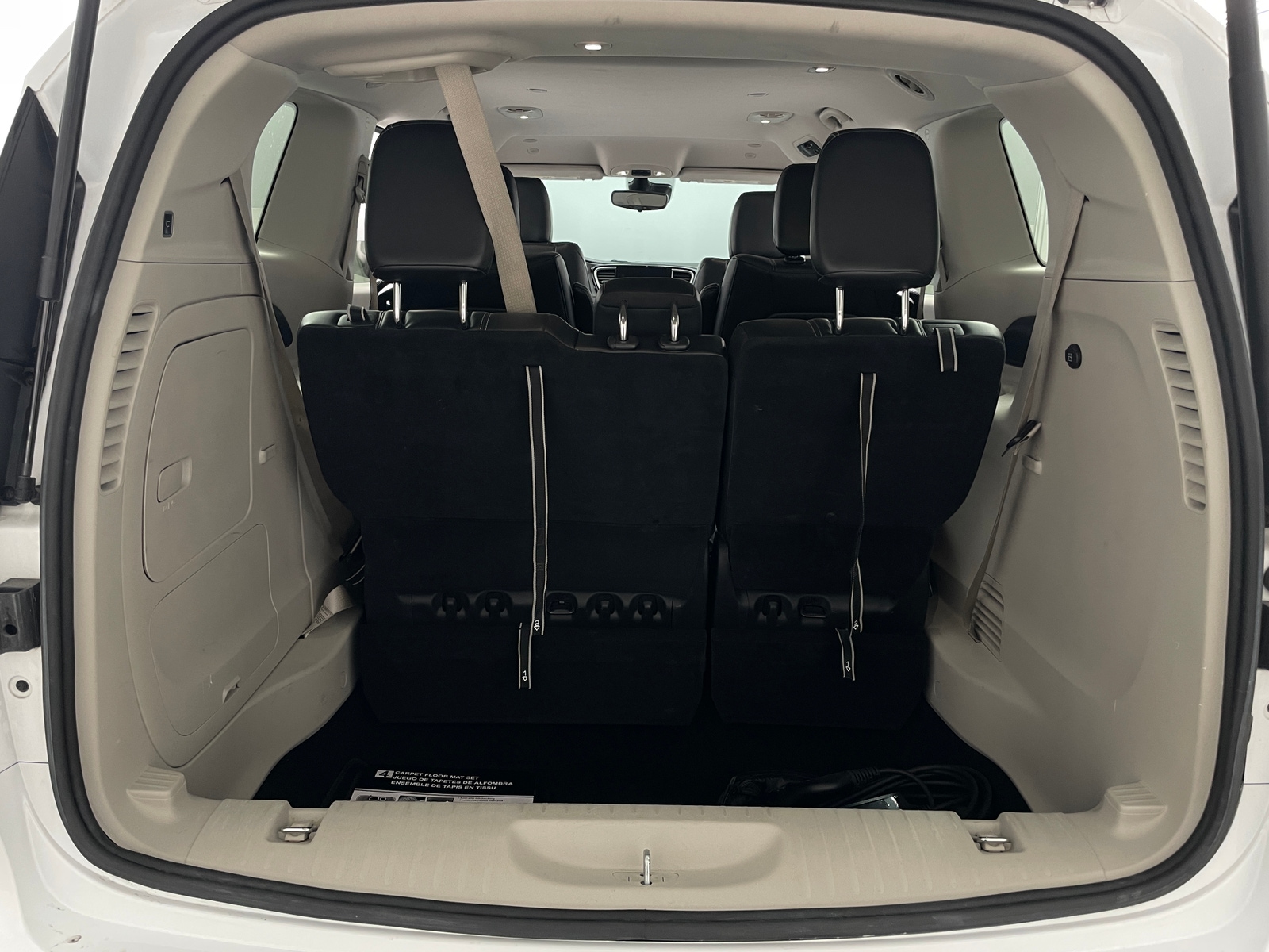 Thumbnail: 2024 Chrysler Pacifica - 6