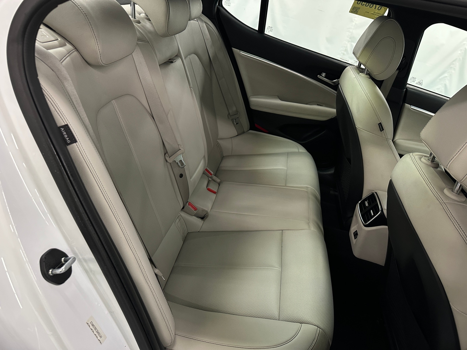 Thumbnail: 2025 Genesis G70 - 5