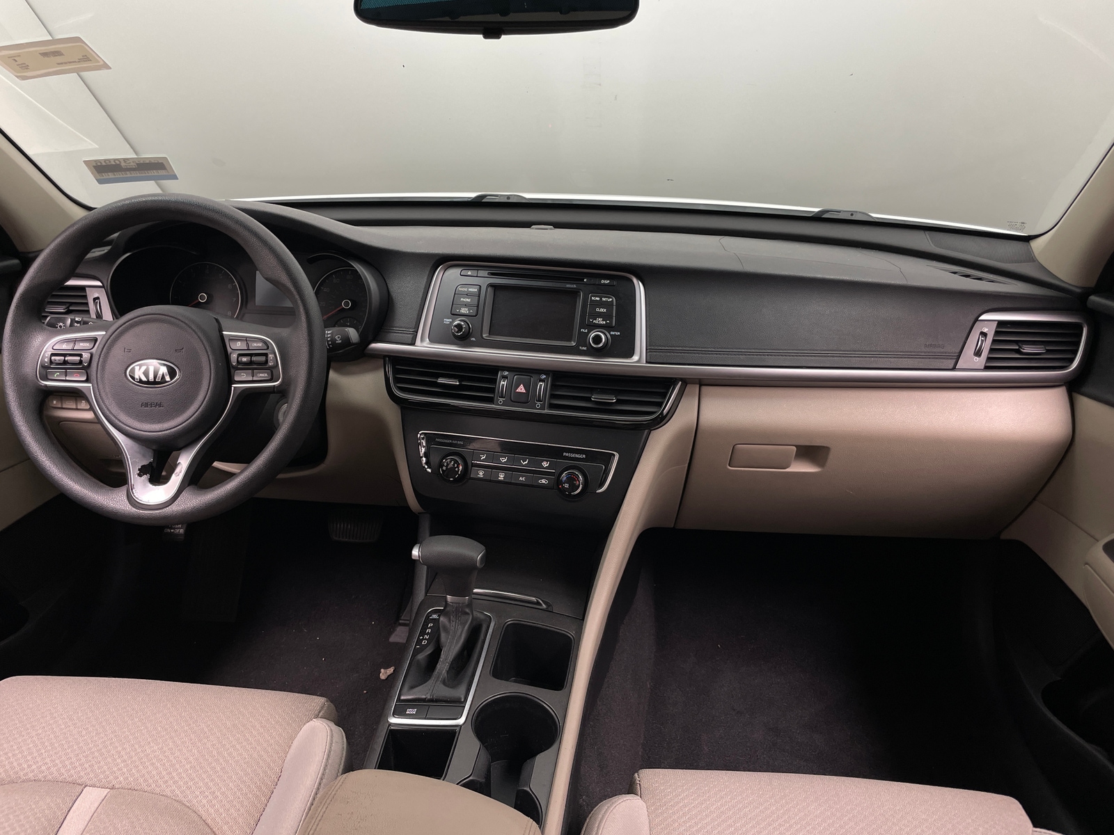 Thumbnail: 2017 Kia Optima - 3