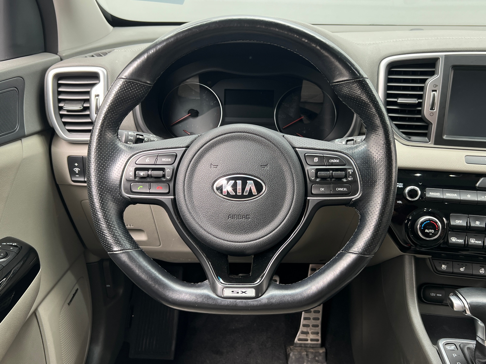 Thumbnail: 2019 Kia Sportage - 4