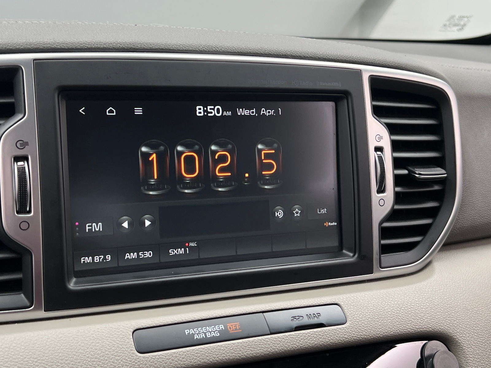 Thumbnail: 2019 Kia Sportage - 3