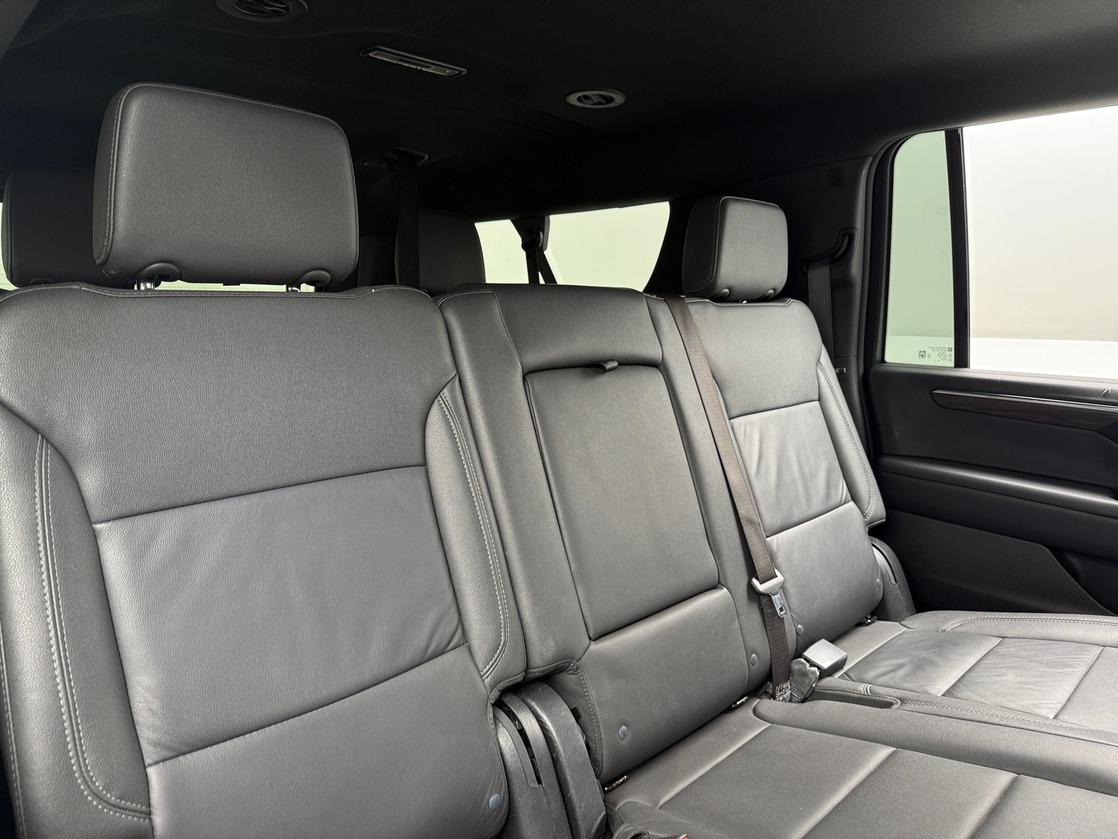 Thumbnail: 2025 Chevrolet Suburban - 5