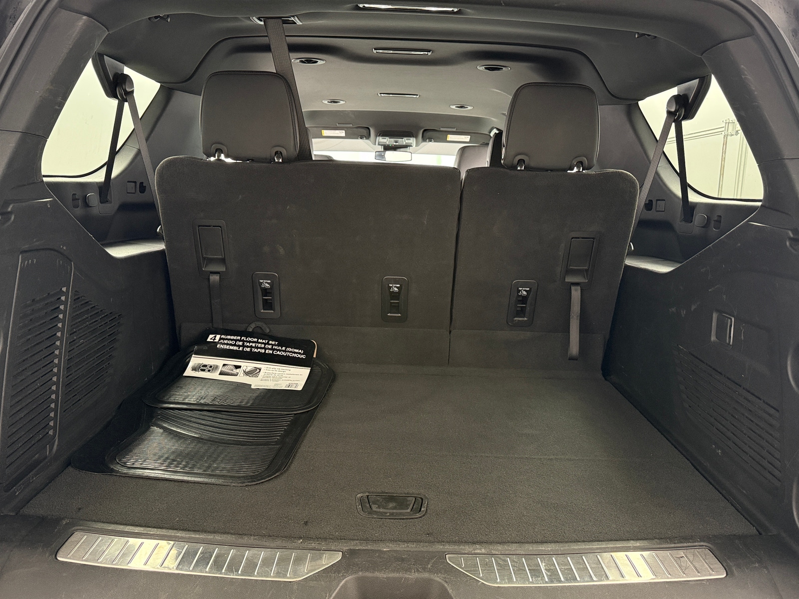 Thumbnail: 2025 Chevrolet Suburban - 6