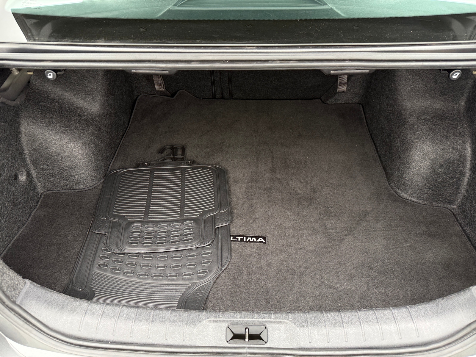 Thumbnail: 2025 Nissan Altima - 7