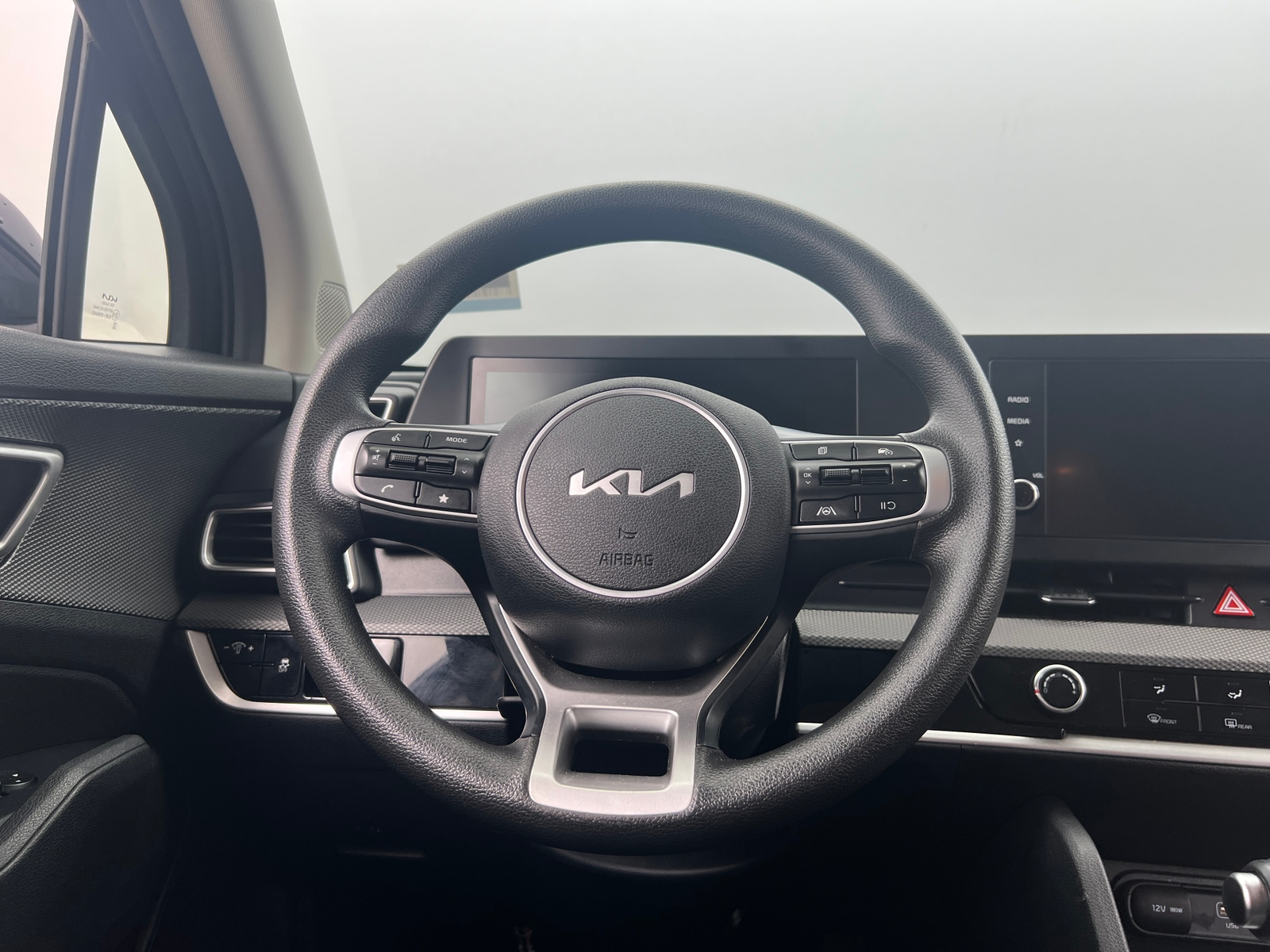 Thumbnail: 2025 Kia Sportage - 5
