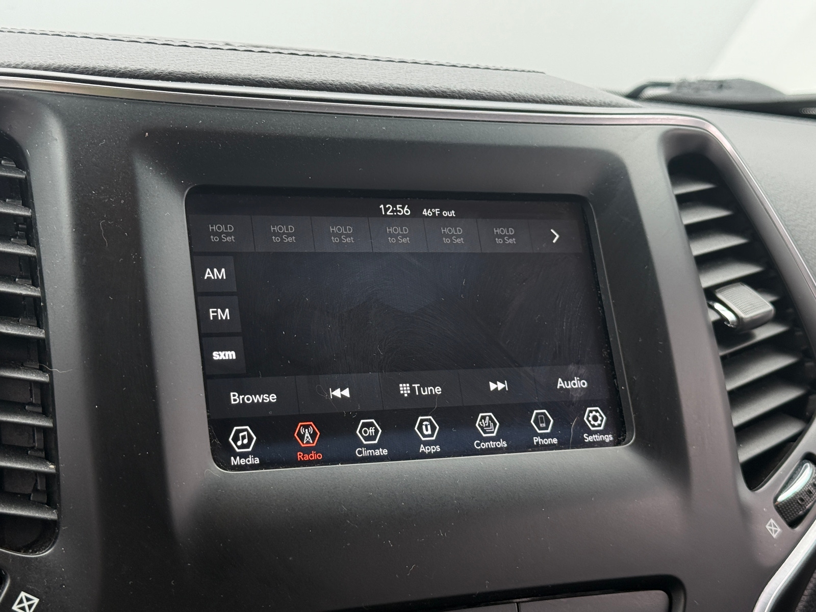 Thumbnail: 2019 Jeep Cherokee - 4