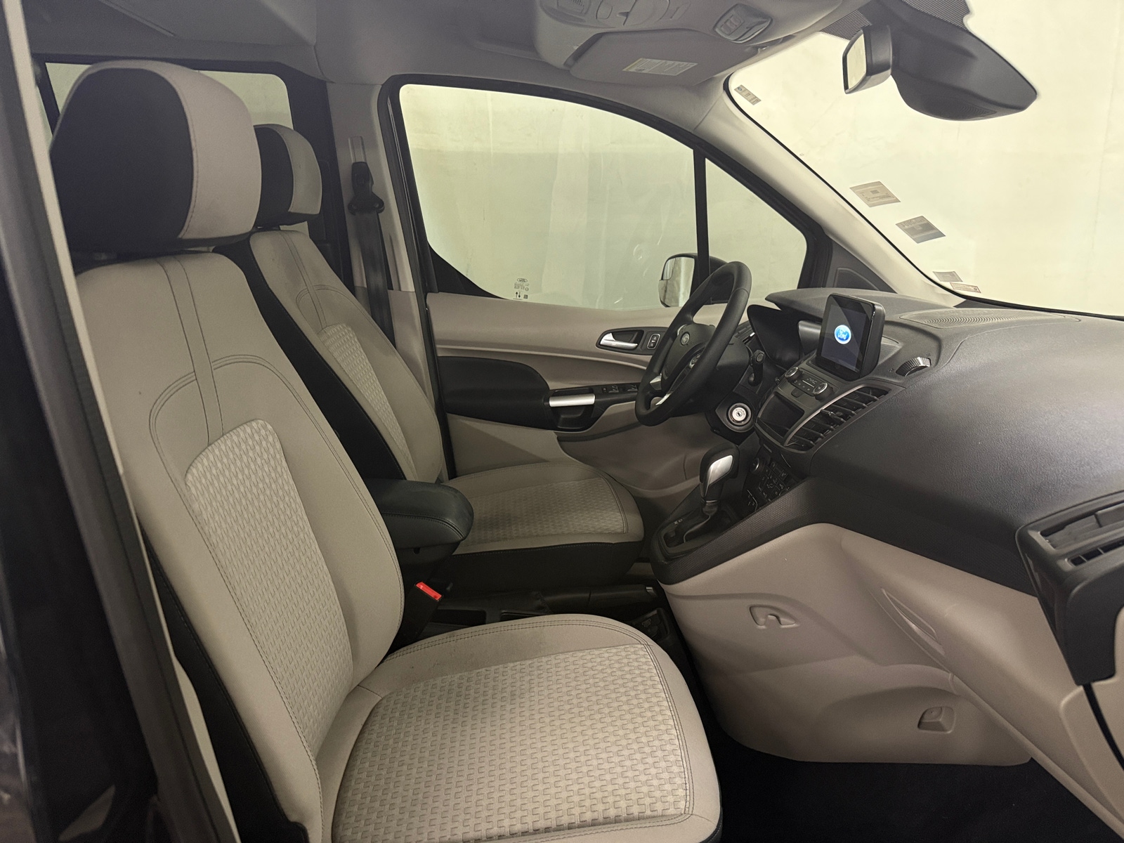 Thumbnail: 2023 Ford Transit Series - 2