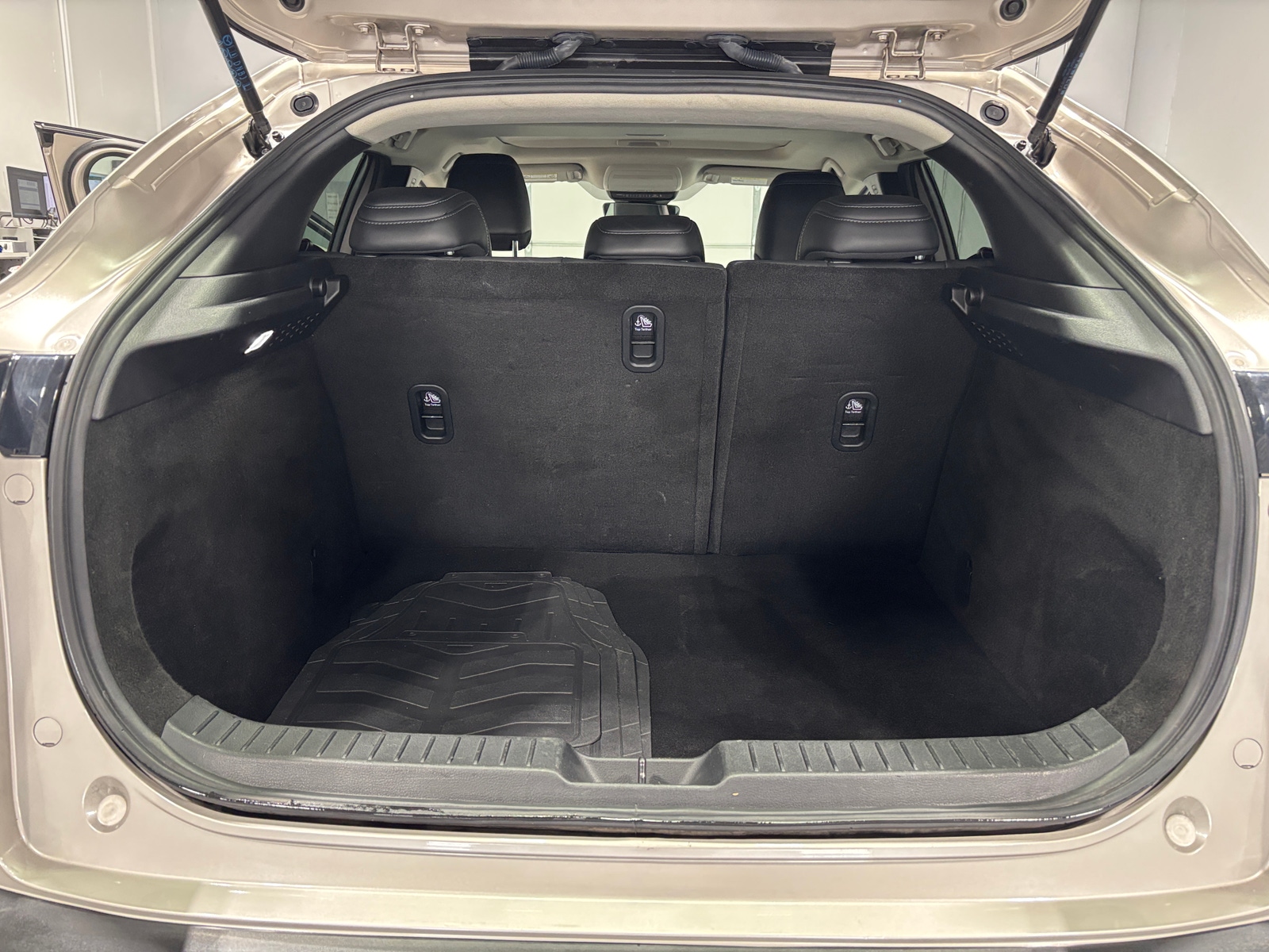 Thumbnail: 2024 Mazda CX-30 - 6