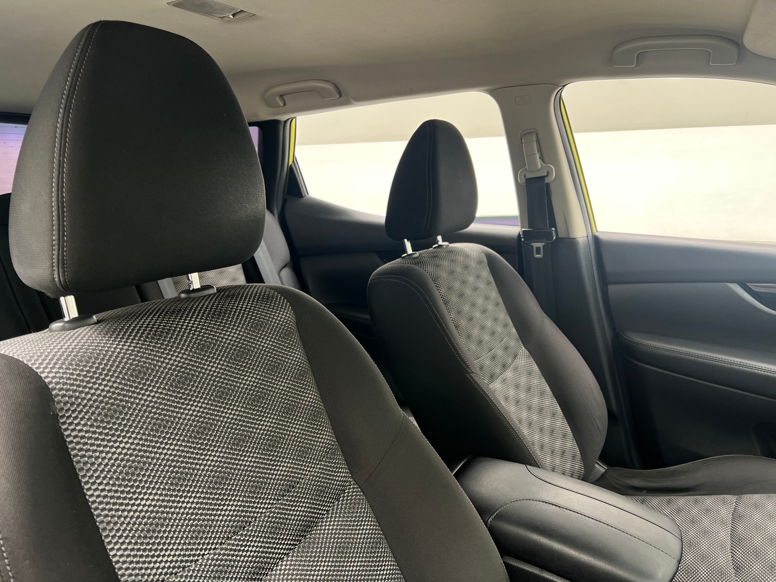 Thumbnail: 2020 Nissan Rogue Sport - 2