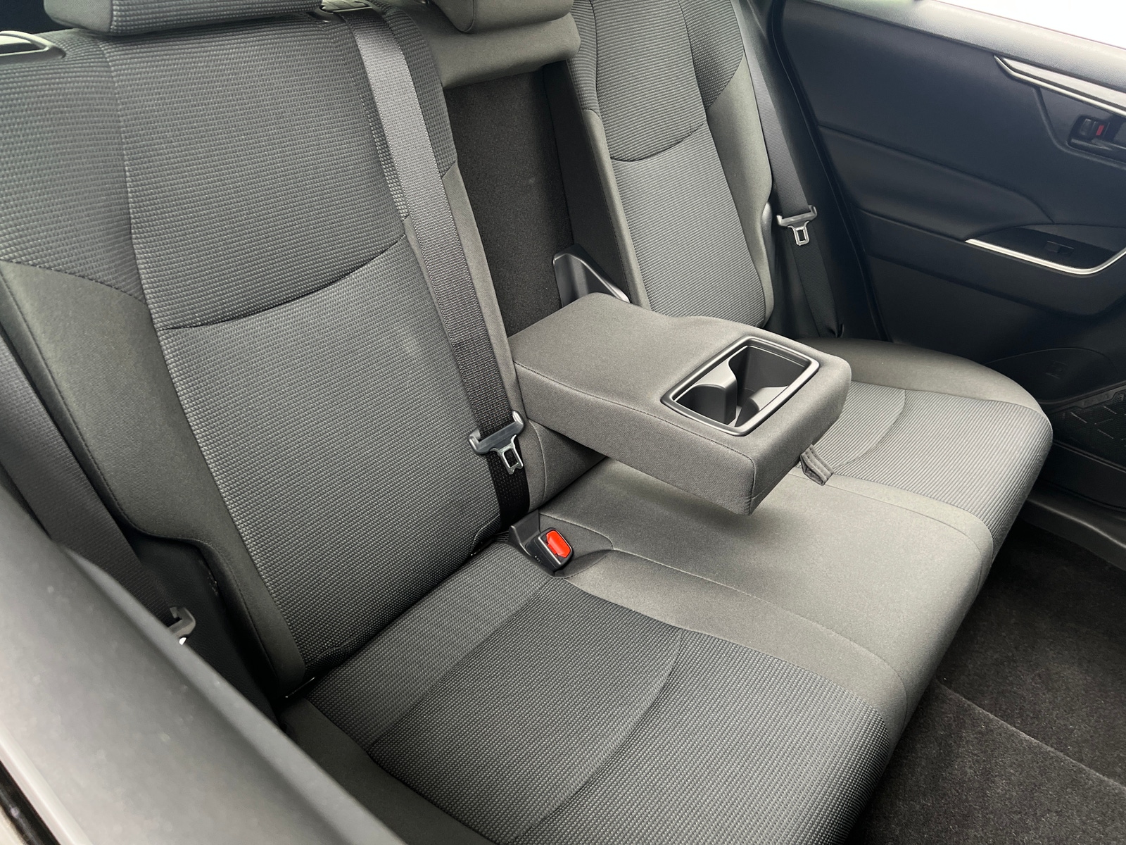 Thumbnail: 2025 Toyota RAV4 - 6