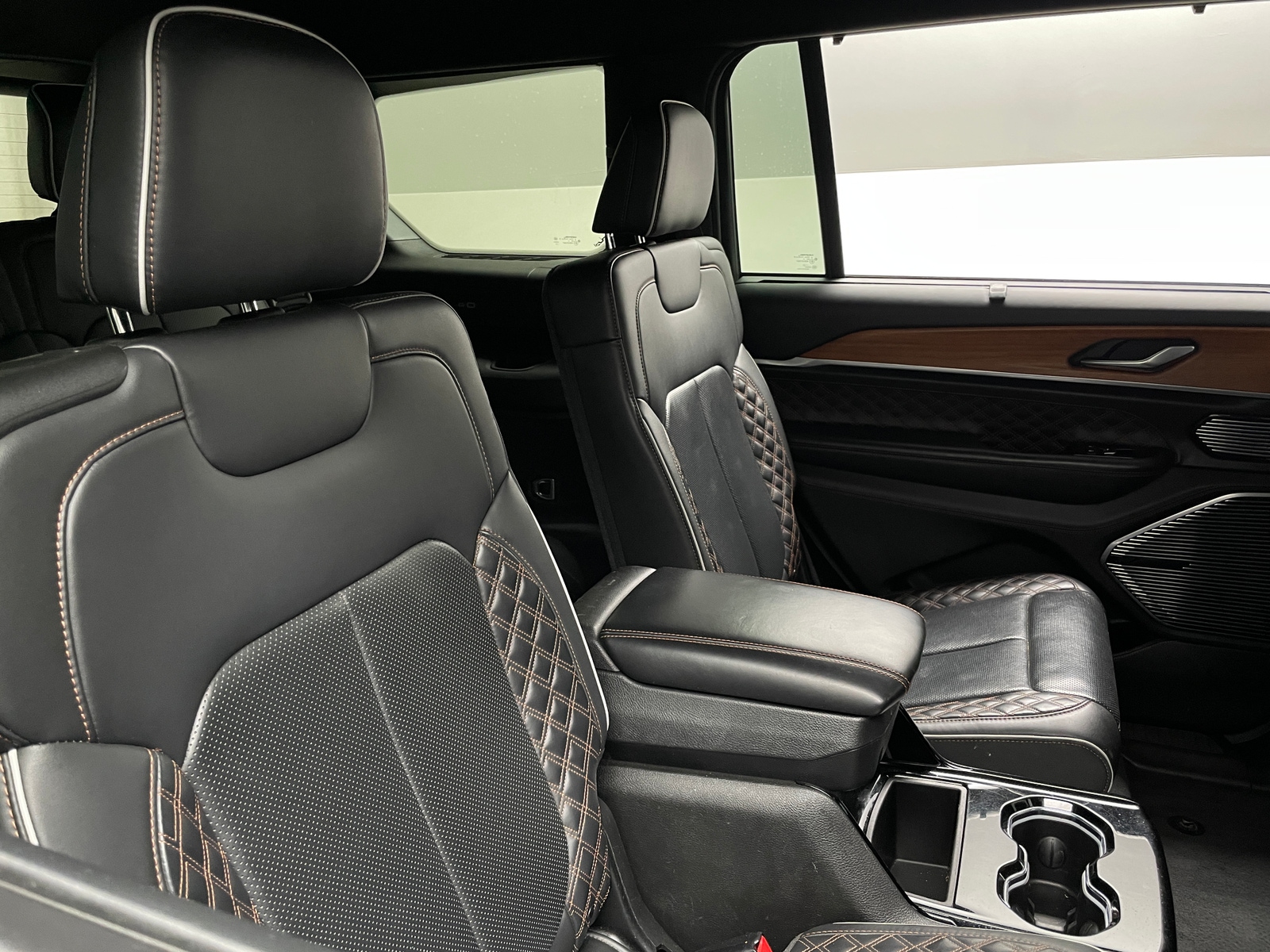 Thumbnail: 2021 Jeep Grand Cherokee L - 5