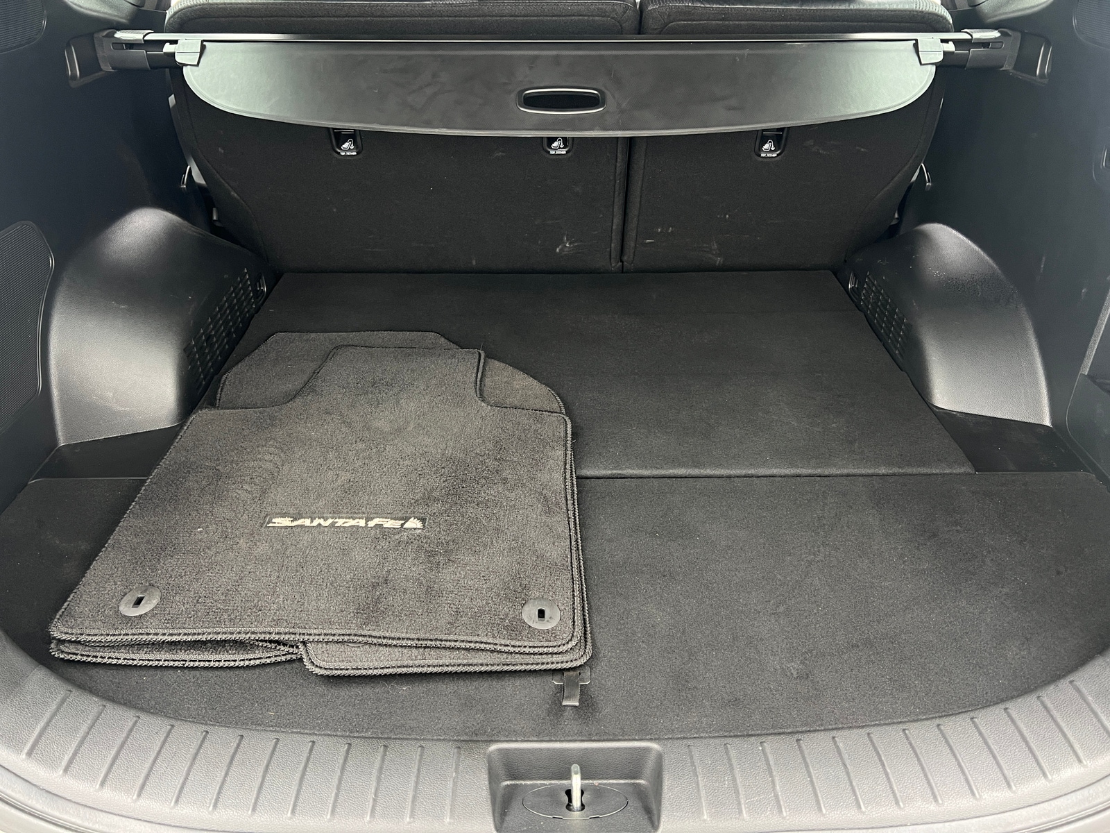 Thumbnail: 2020 Hyundai Santa Fe - 7