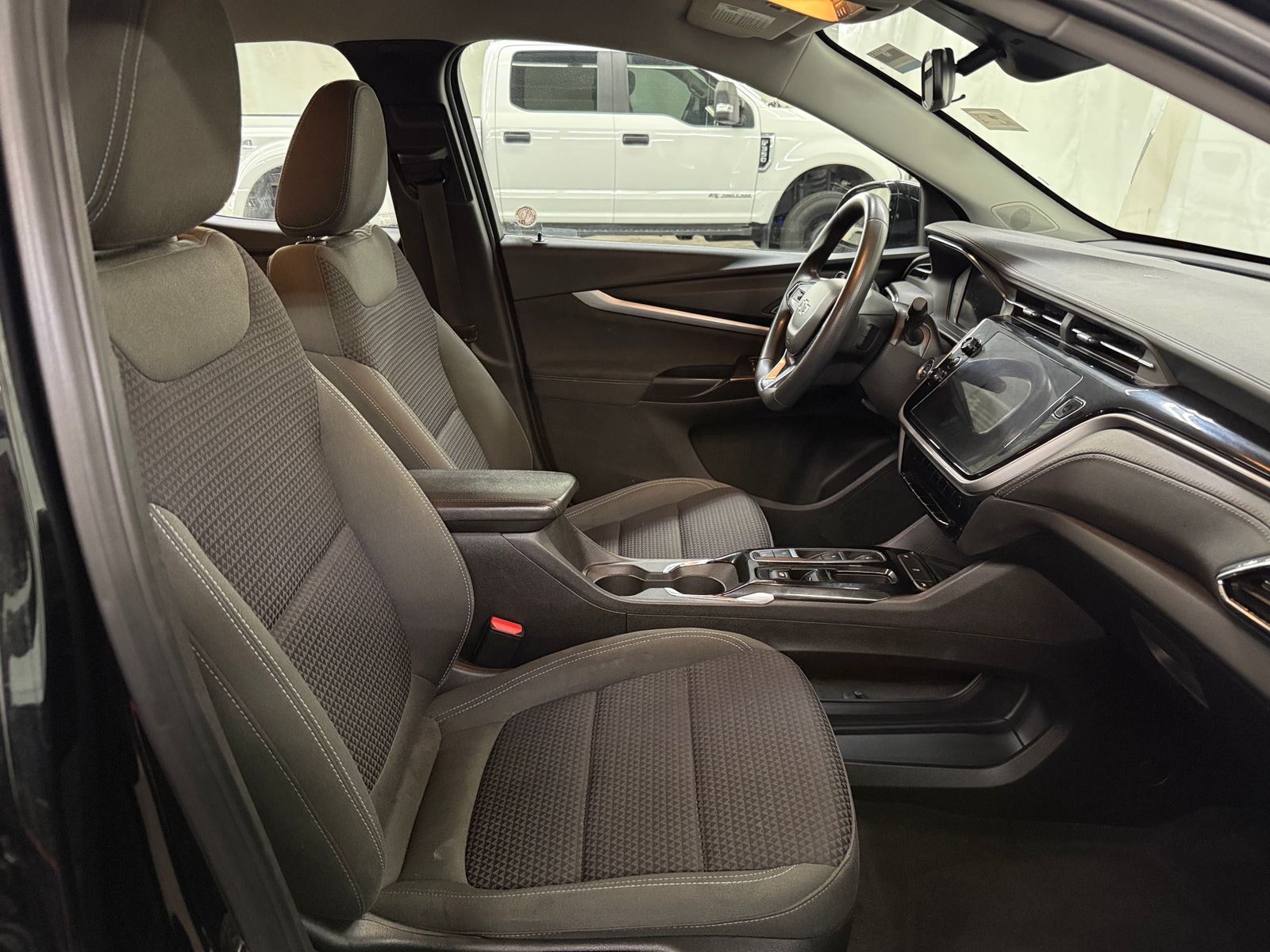 Thumbnail: 2023 Chevrolet Bolt EUV - 2