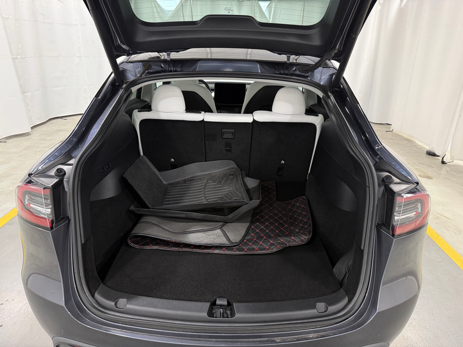 Thumbnail: 2022 Tesla Model Y - 6