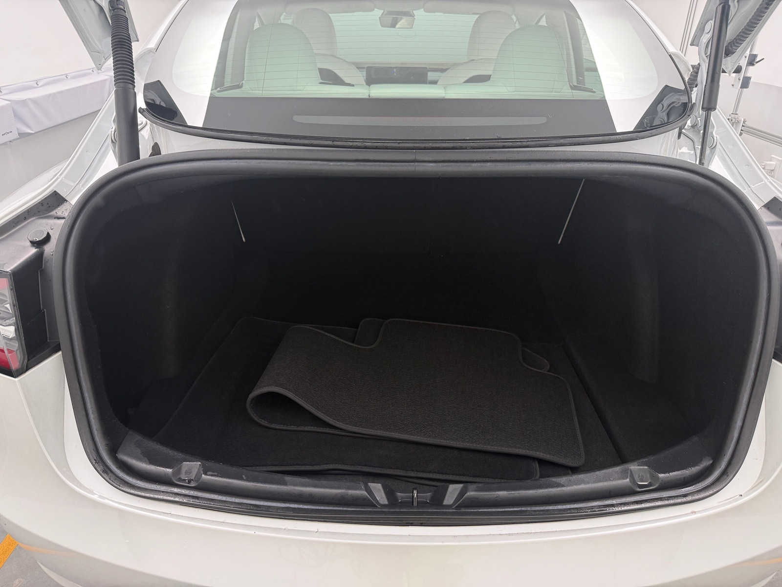 Thumbnail: 2021 Tesla Model 3 - 5