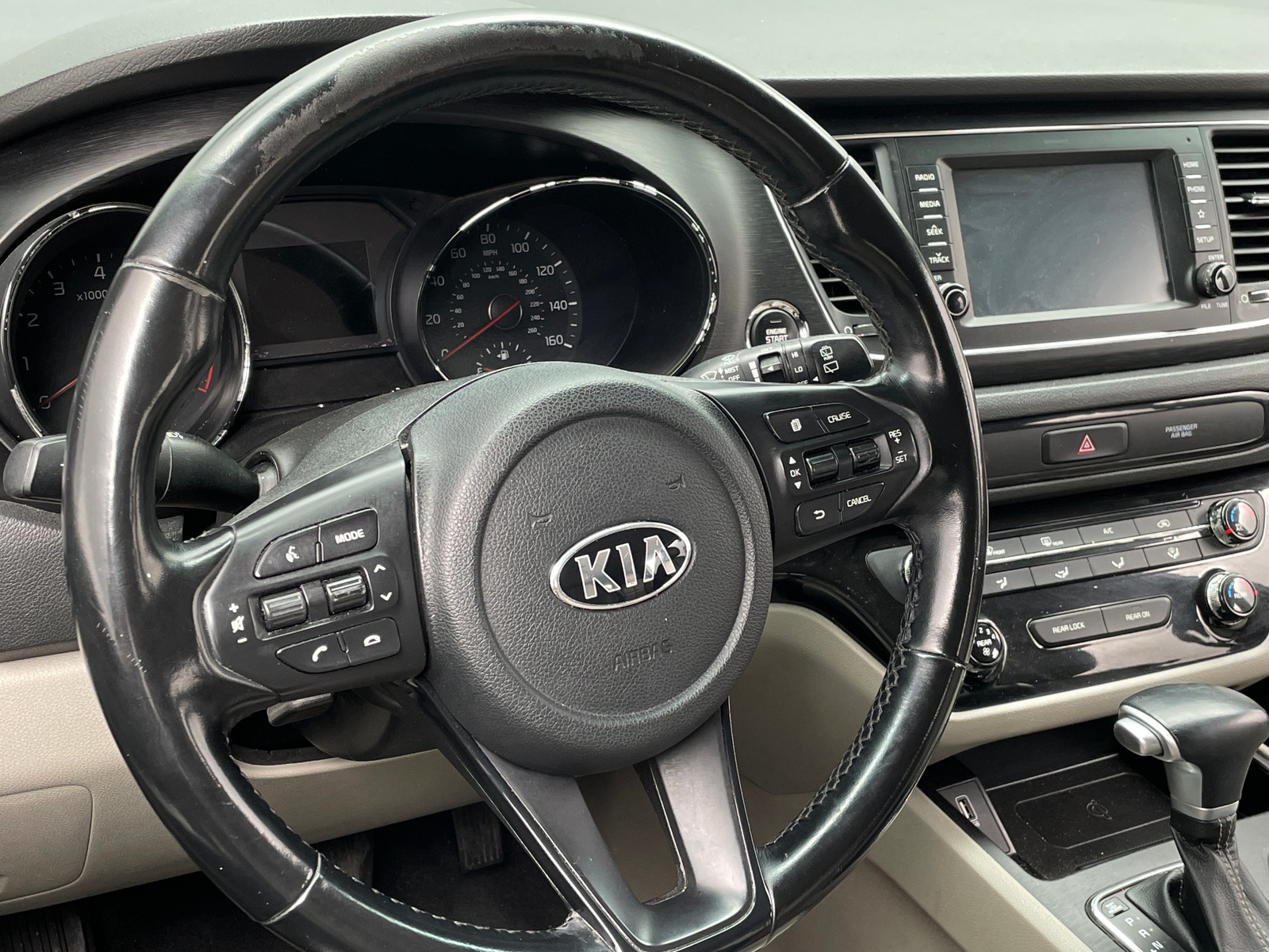 Thumbnail: 2020 Kia Sedona - 4