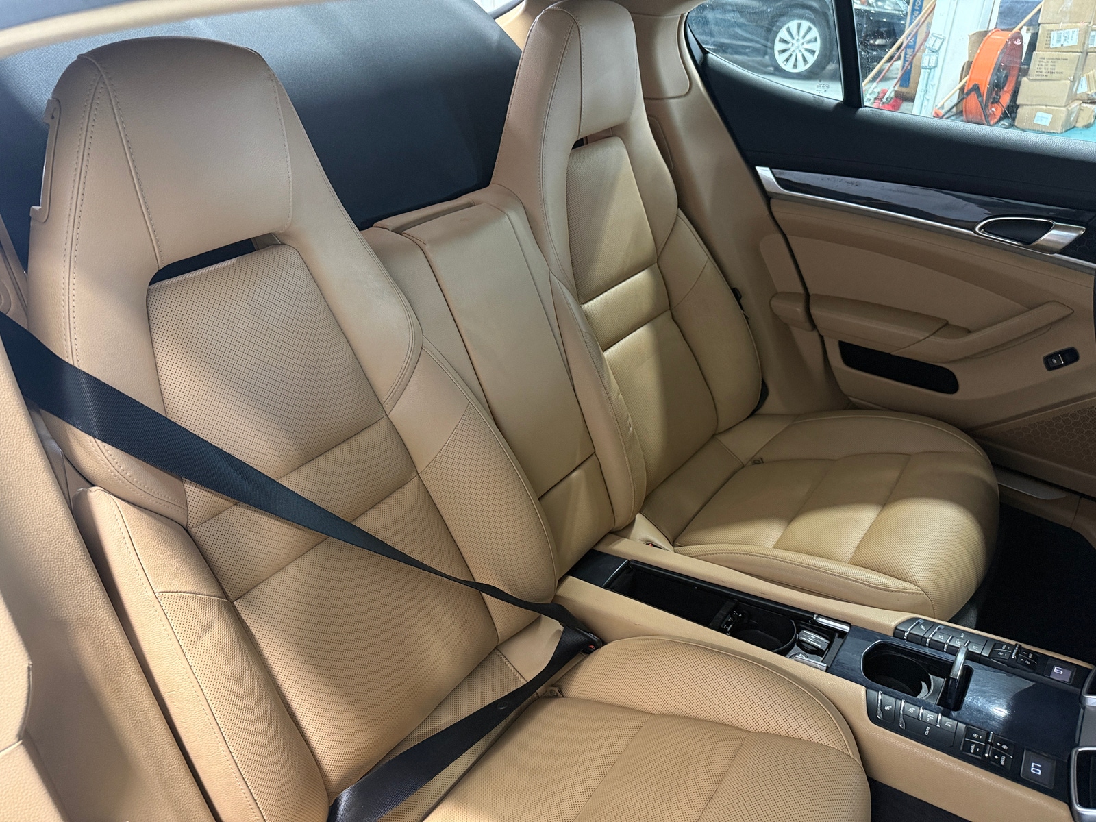 Thumbnail: 2016 Porsche Panamera - 5