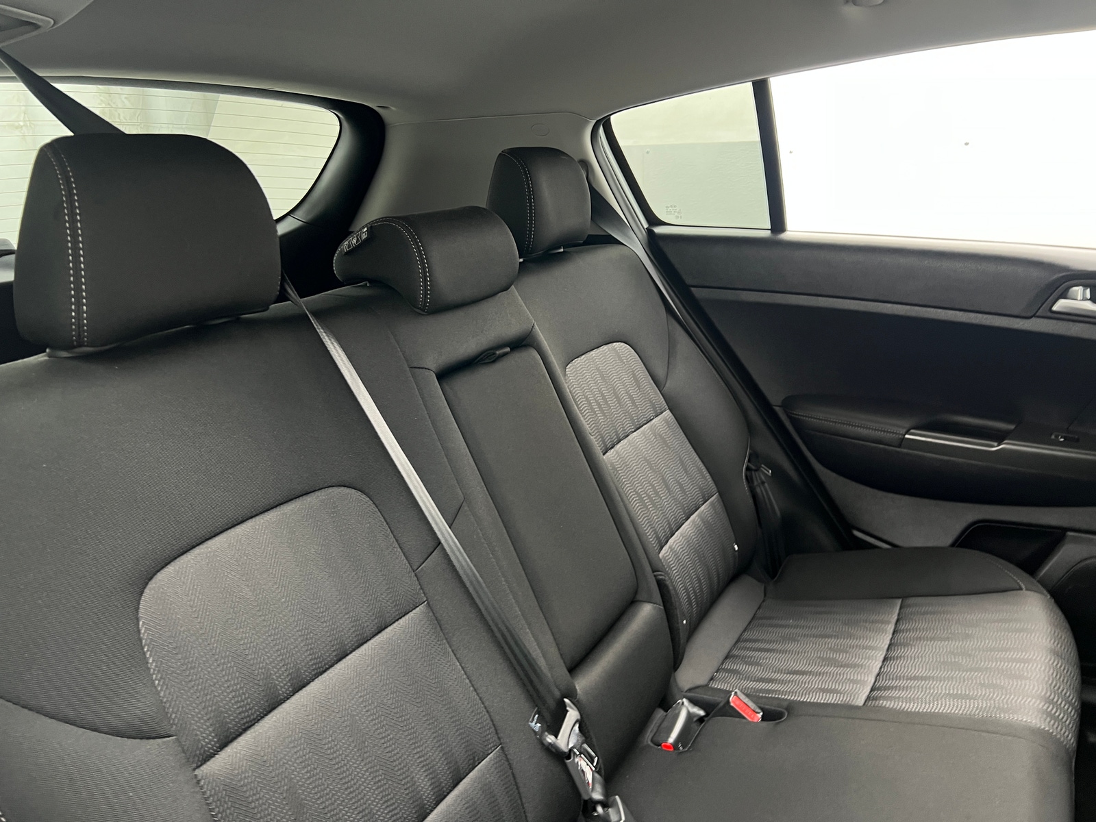 Thumbnail: 2021 Kia Sportage - 6