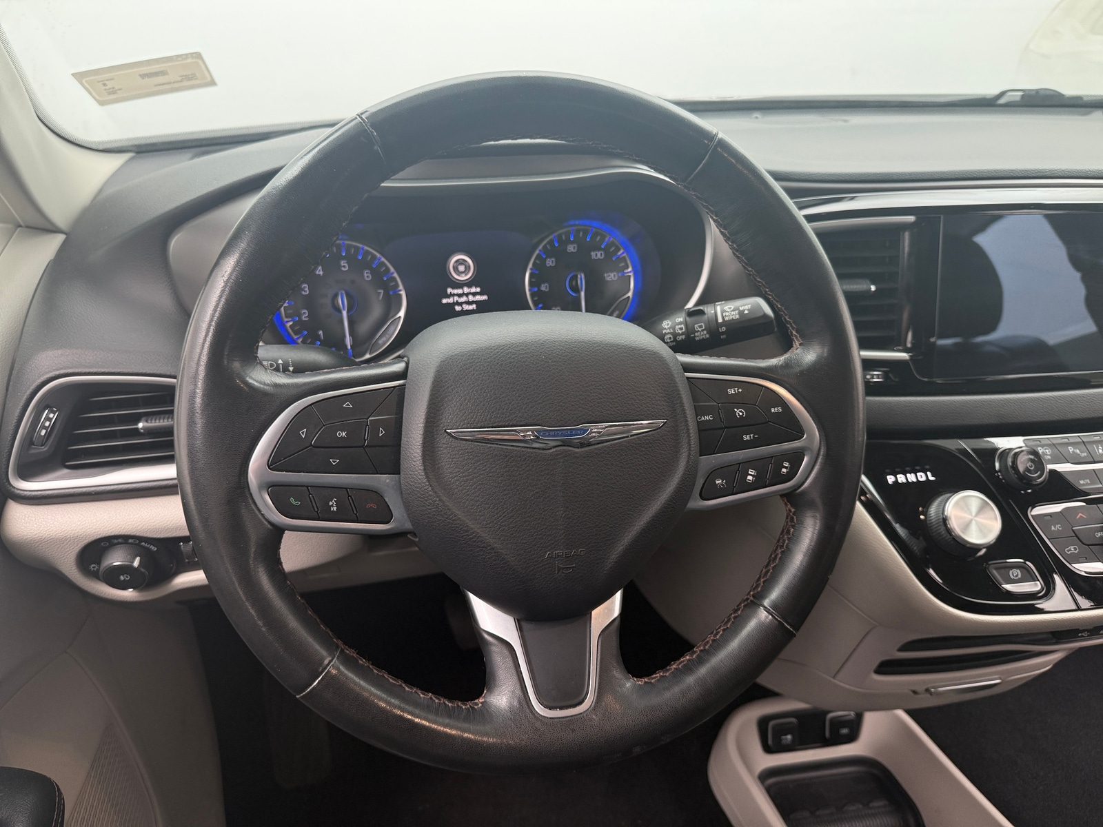 Thumbnail: 2020 Chrysler Pacifica - 4