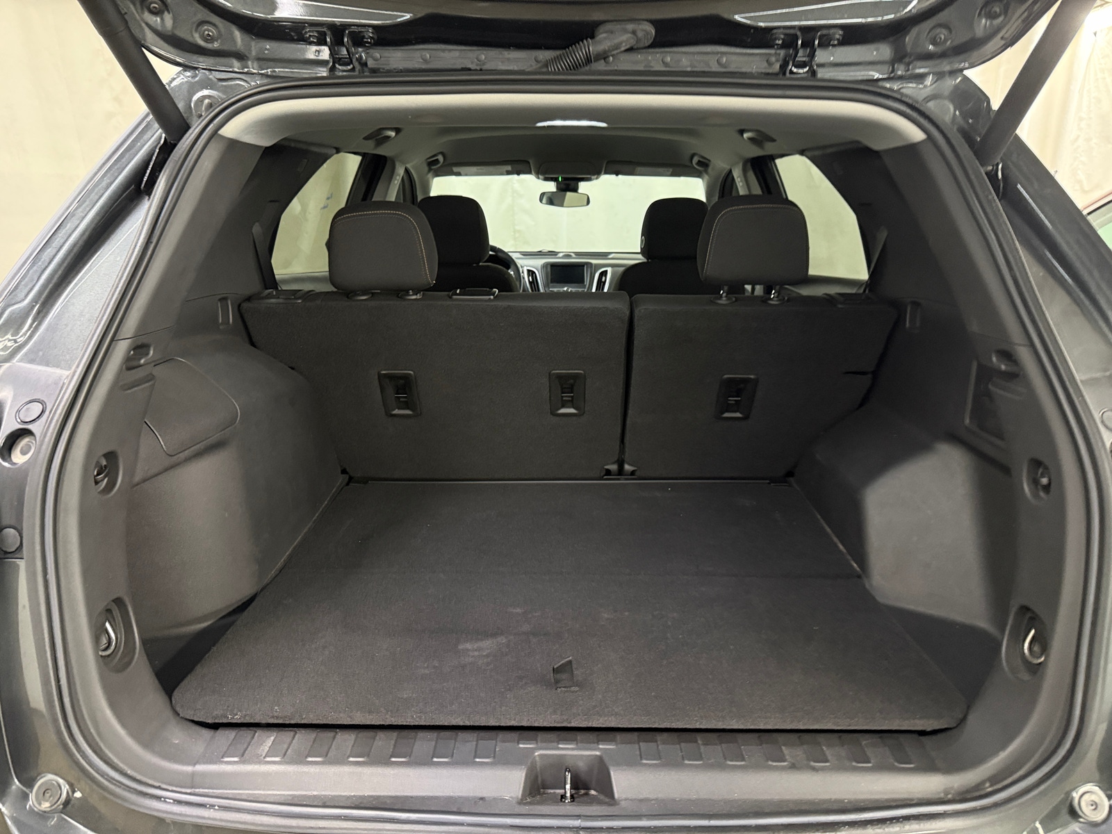Thumbnail: 2021 Chevrolet Equinox - 7