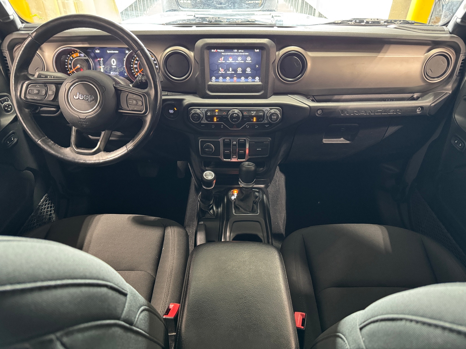 Thumbnail: 2020 Jeep Wrangler - 3