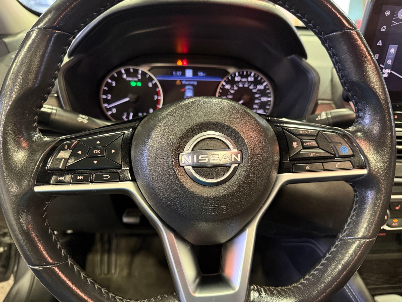 Thumbnail: 2024 Nissan Altima - 5