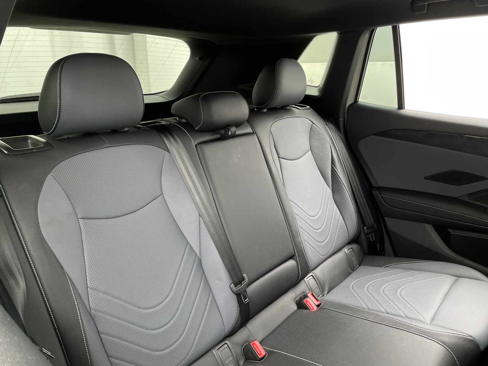 Thumbnail: 2025 Volkswagen Tiguan - 5