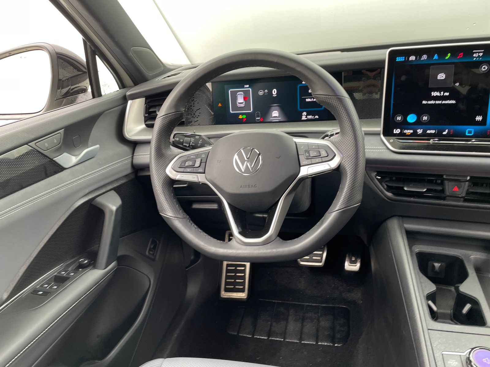 Thumbnail: 2025 Volkswagen Tiguan - 4