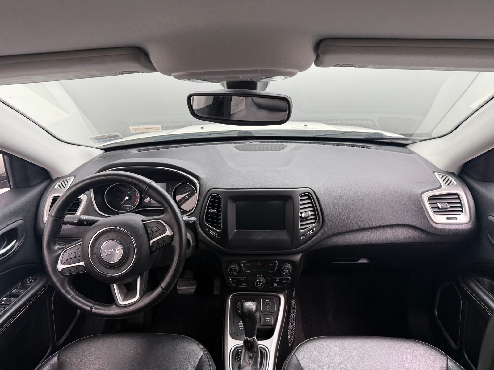 Thumbnail: 2019 Jeep Compass - 3