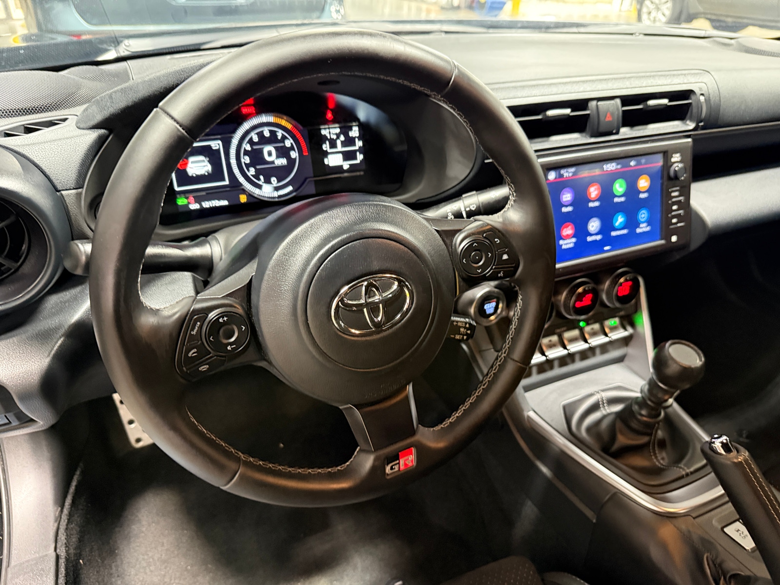 Thumbnail: 2024 Toyota GR86 - 3